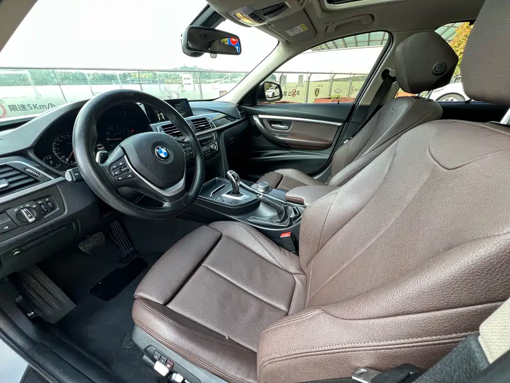 BMW 3 Series 2018 320Li Leading Luxury Package купить на сайте DeffCars