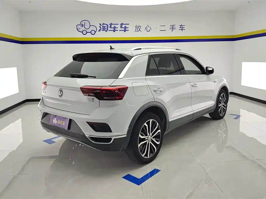 T-ROC 2018 280TSI DSG two-wheel drive comfort model National V купить на сайте DeffCars