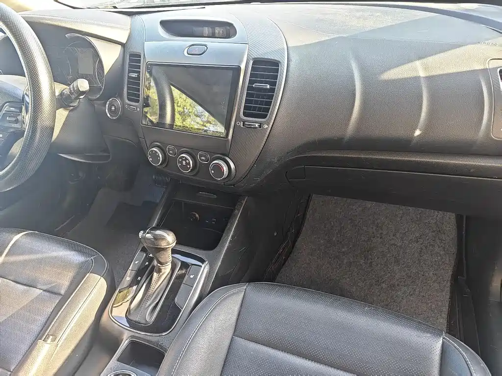 Kia K3 2017 1.6L Automatic 15th Anniversary Special Edition GLS купить на сайте DeffCars