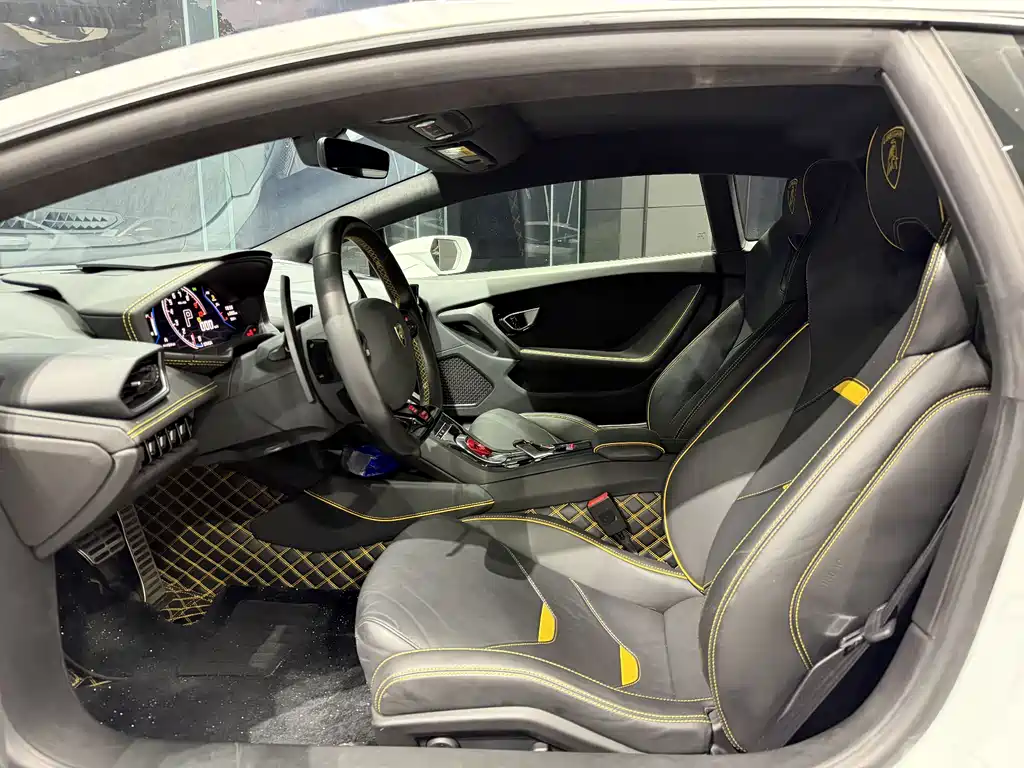Huracan 2020 Evo RWD купить на сайте DeffCars