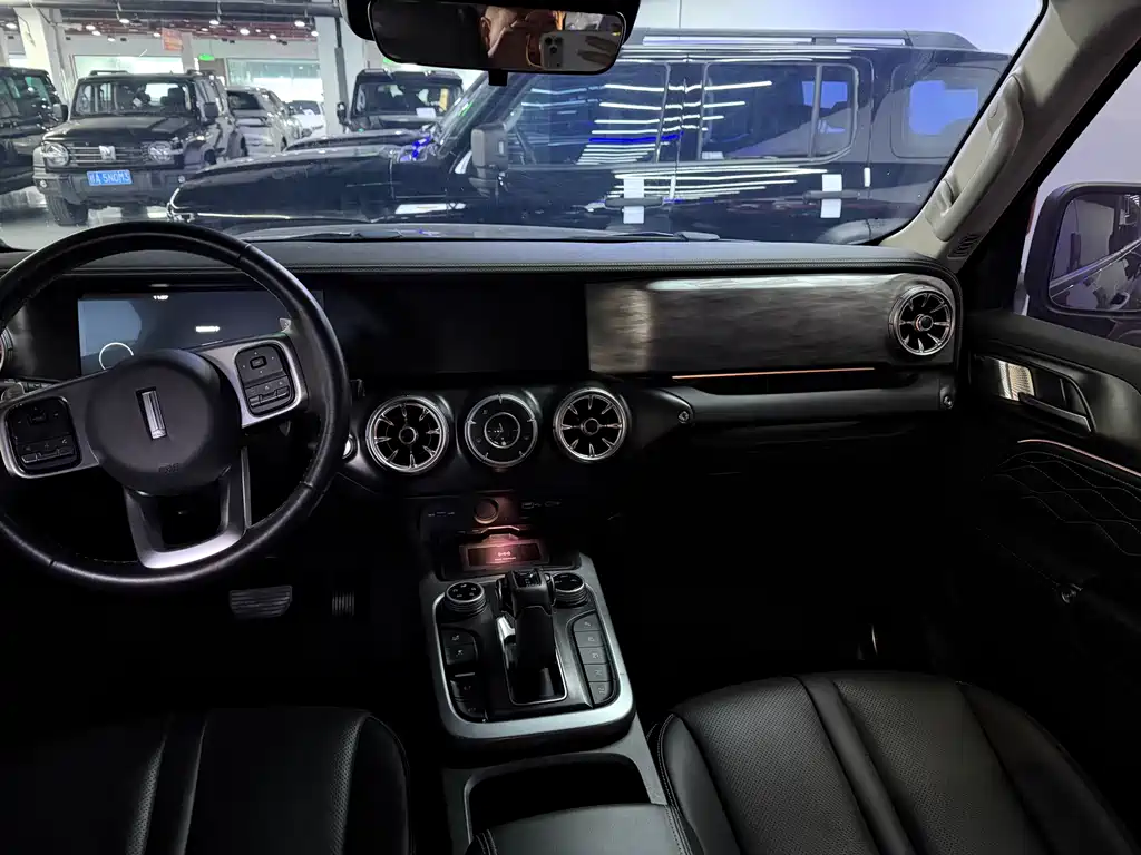 Tank 300 2021 Off-Road Version 2.0T Conqueror купить на сайте DeffCars