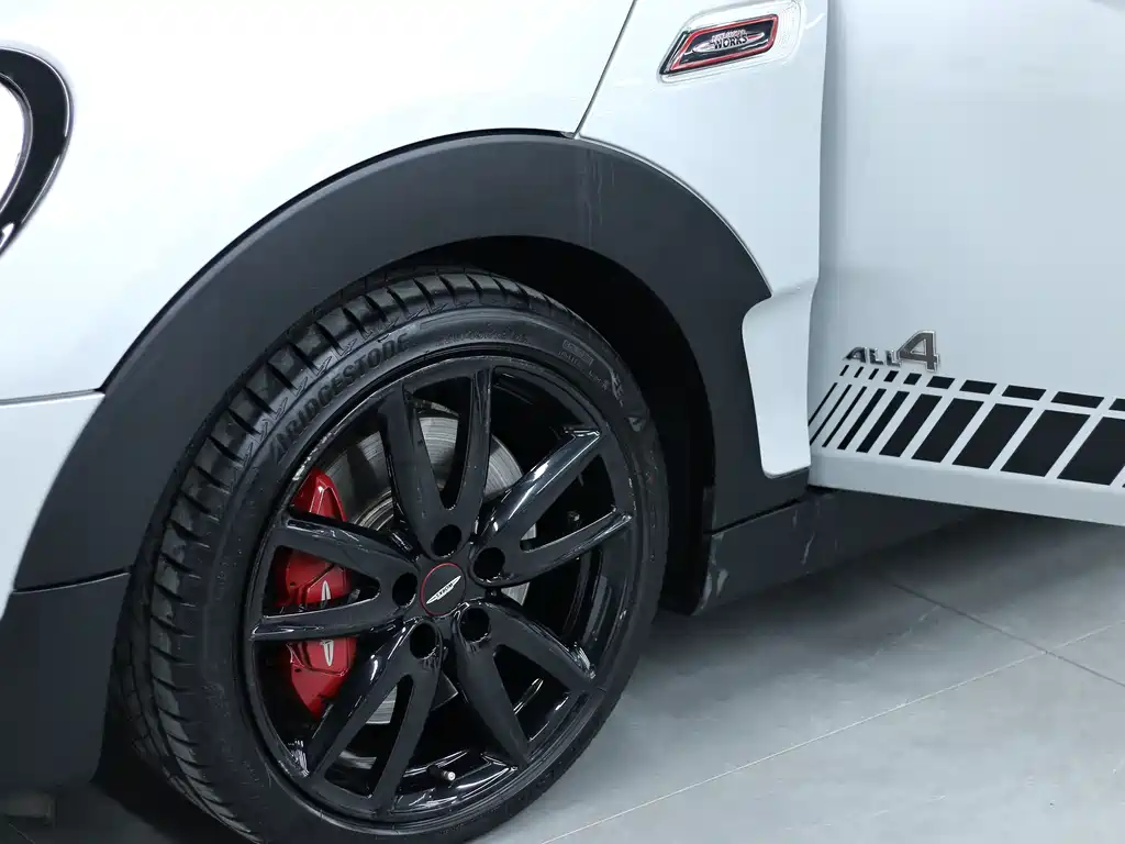 MINI JCW CLUBMAN 2017 2.0T JOHN COOPER WORKS geek купить на сайте DeffCars