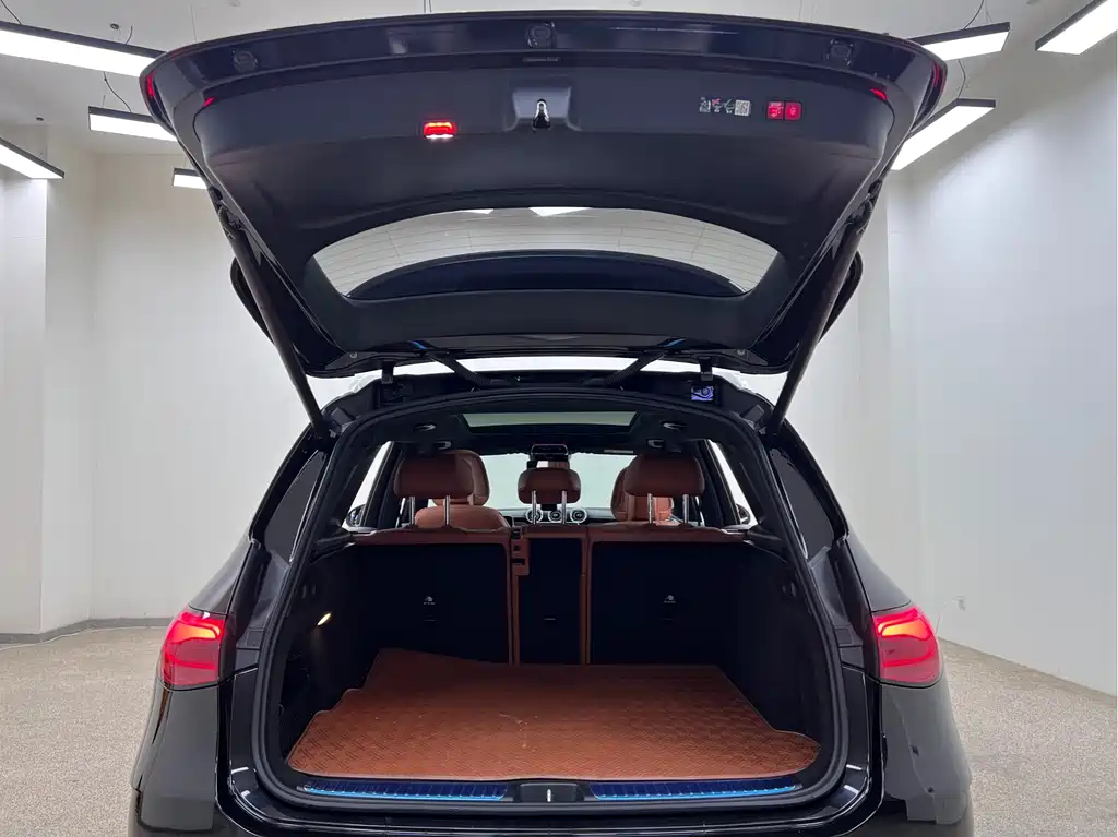 Mercedes-Benz GLC 2024 GLC 300 L 4MATIC Dynamic 5-seater купить на сайте DeffCars