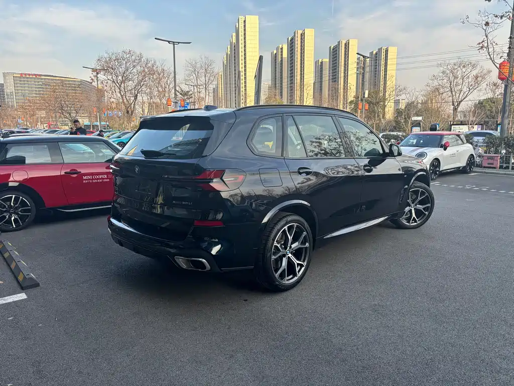 BMW X5 2023 xDrive 30Li Exclusive M Sports Night Package купить на сайте DeffCars