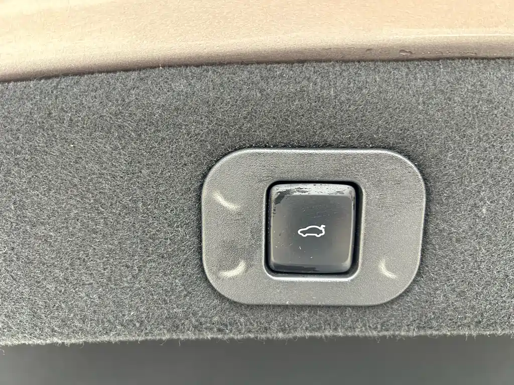 Lincoln Continental 2019 2.0T Two-wheel drive Premium Edition National VI купить на сайте DeffCars