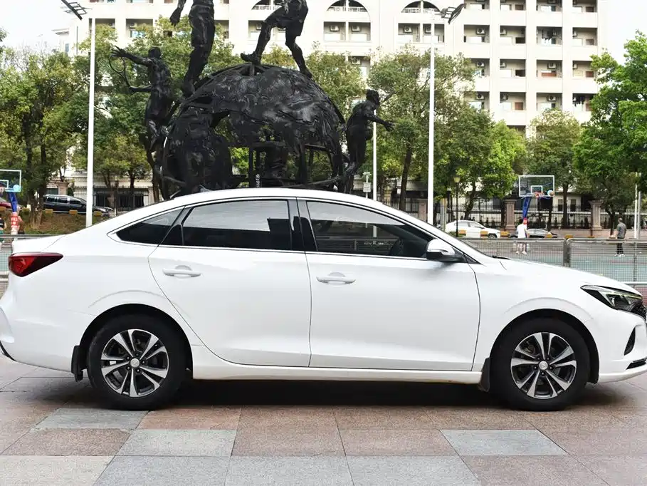 EADO 2020 PLUS Blue Whale NE 1.4T GDI DCT Premium Type купить на сайте DeffCars