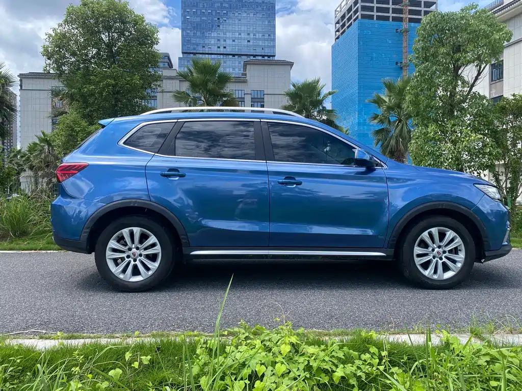 ROEWE RX5 2018款 20T 两驱手动旗舰版 купить на сайте DeffCars