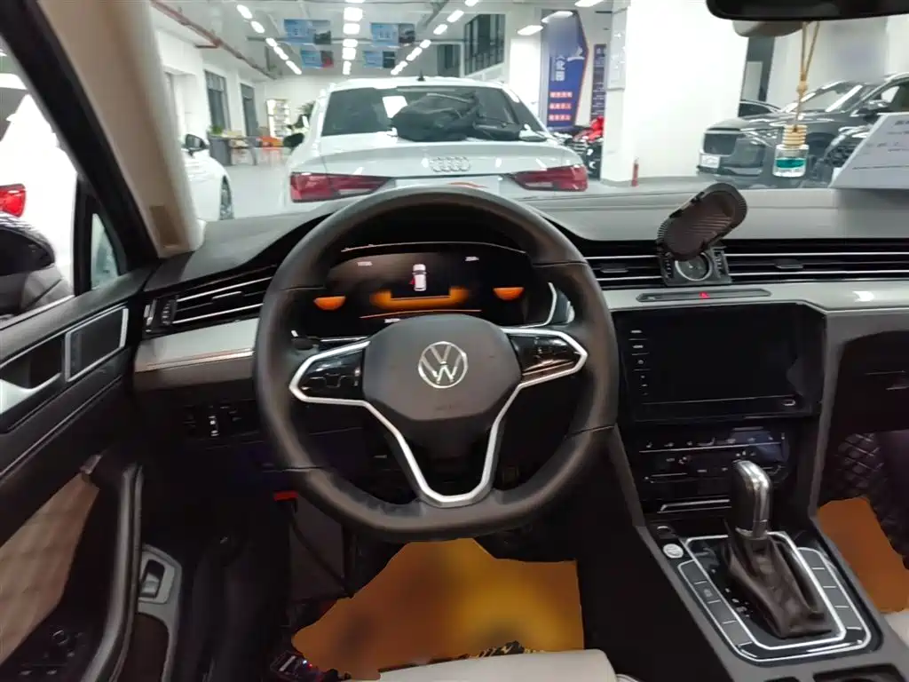 Magotan 2023 2 million commemorative edition 330TSI DSG leading model купить на сайте DeffCars