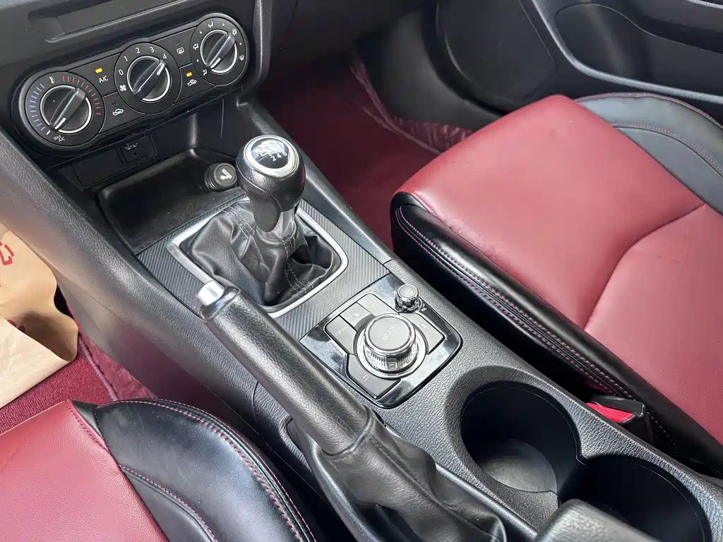 Mazda3 Angkesela 2017 Sedan 1.5L Manual Comfort Type National VI купить на сайте DeffCars