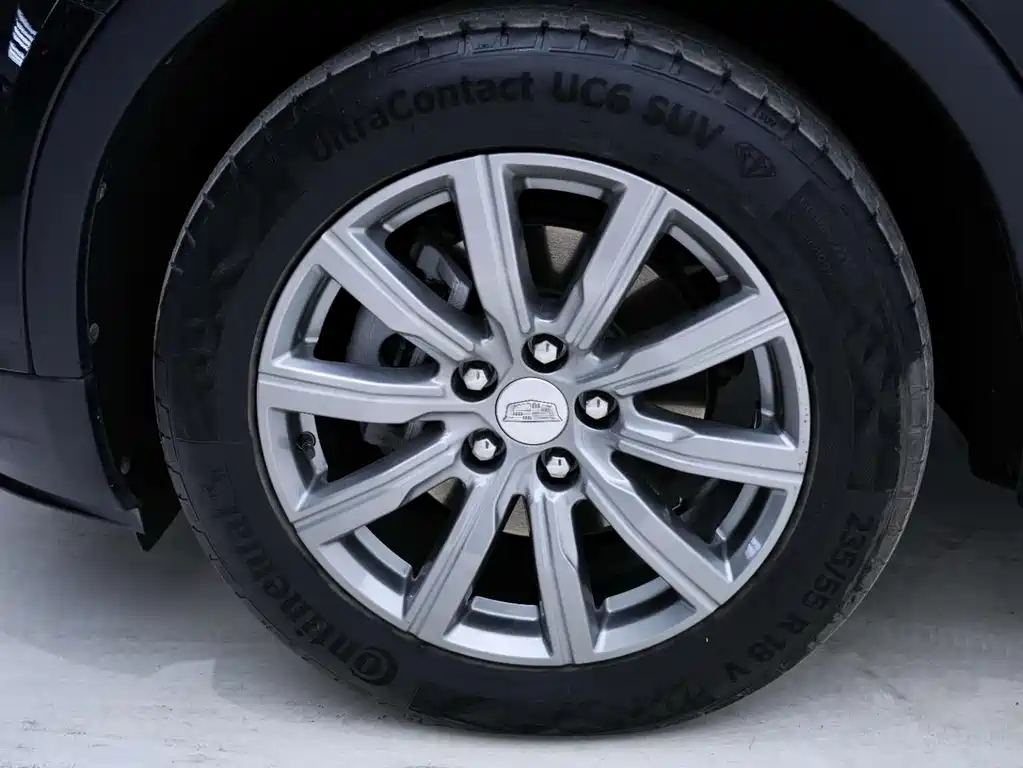 Cadillac XT4 2023 28T two-wheel drive luxury model купить на сайте DeffCars