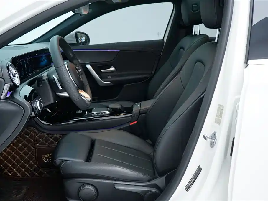 Mercedes-Benz A-Class 2022 Facelift A 200 L Sports Sedan Fashionable купить на сайте DeffCars