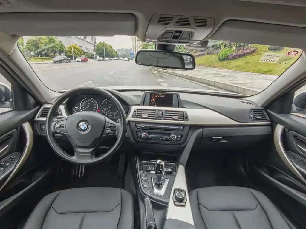 BMW 3 Series 2015 320i Super Joy Edition Stylish Model купить на сайте DeffCars