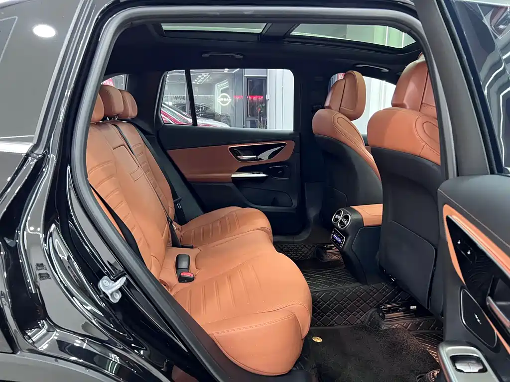 Mercedes-Benz GLC 2024 GLC 260 L 4MATIC Dynamic 5-seater купить на сайте DeffCars