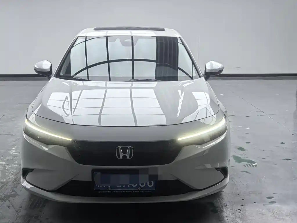 Stylish 2022 model 240TURBO CVT Fantasy Night·Luxury Edition купить на сайте DeffCars