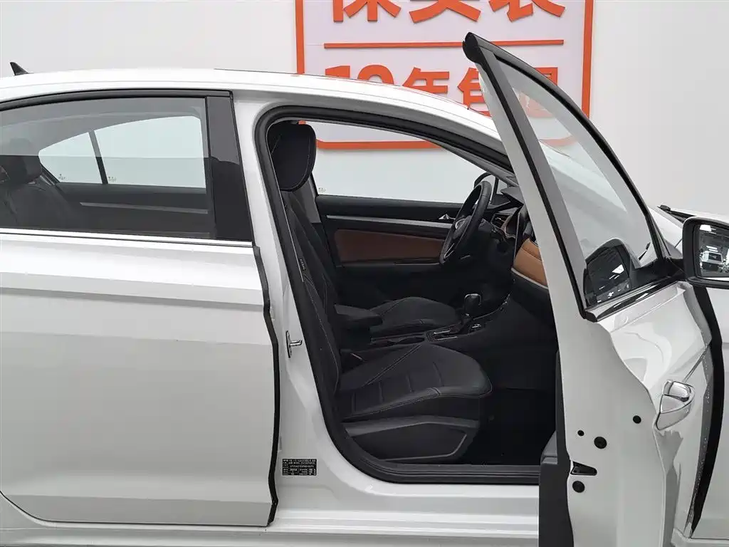 Bora 2023 model 200TSI DSG Yuexing PRO version купить на сайте DeffCars