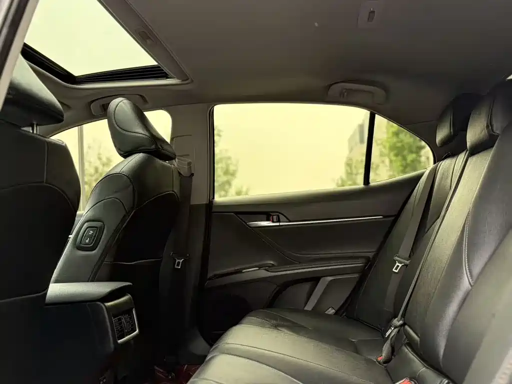 Camry 2023 2.0G Deluxe Edition купить на сайте DeffCars