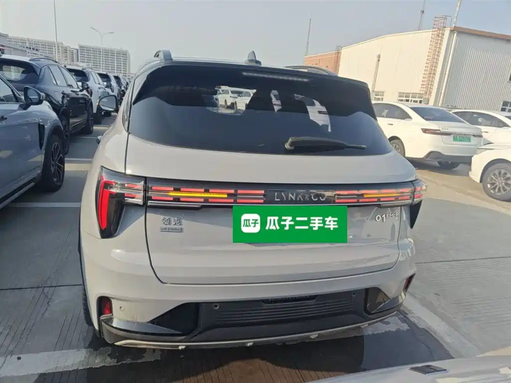 Lynk & Co 01 2023 1.5TD EM-F PM купить на сайте DeffCars