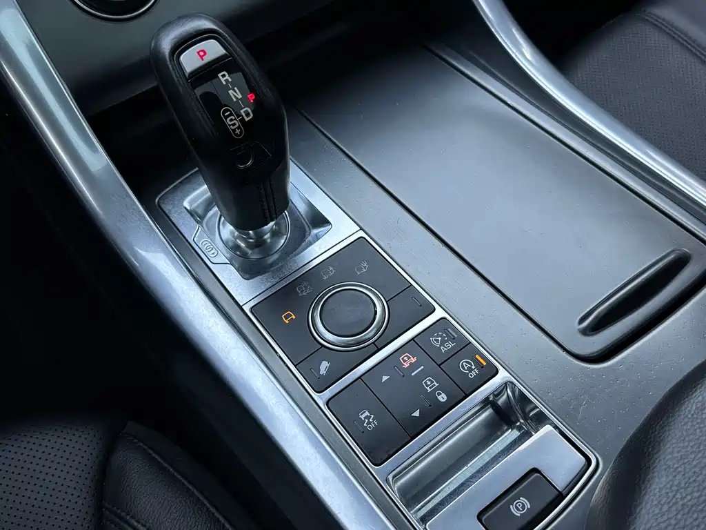 Range Rover Sport 2016 3.0 SC V6 SE купить на сайте DeffCars
