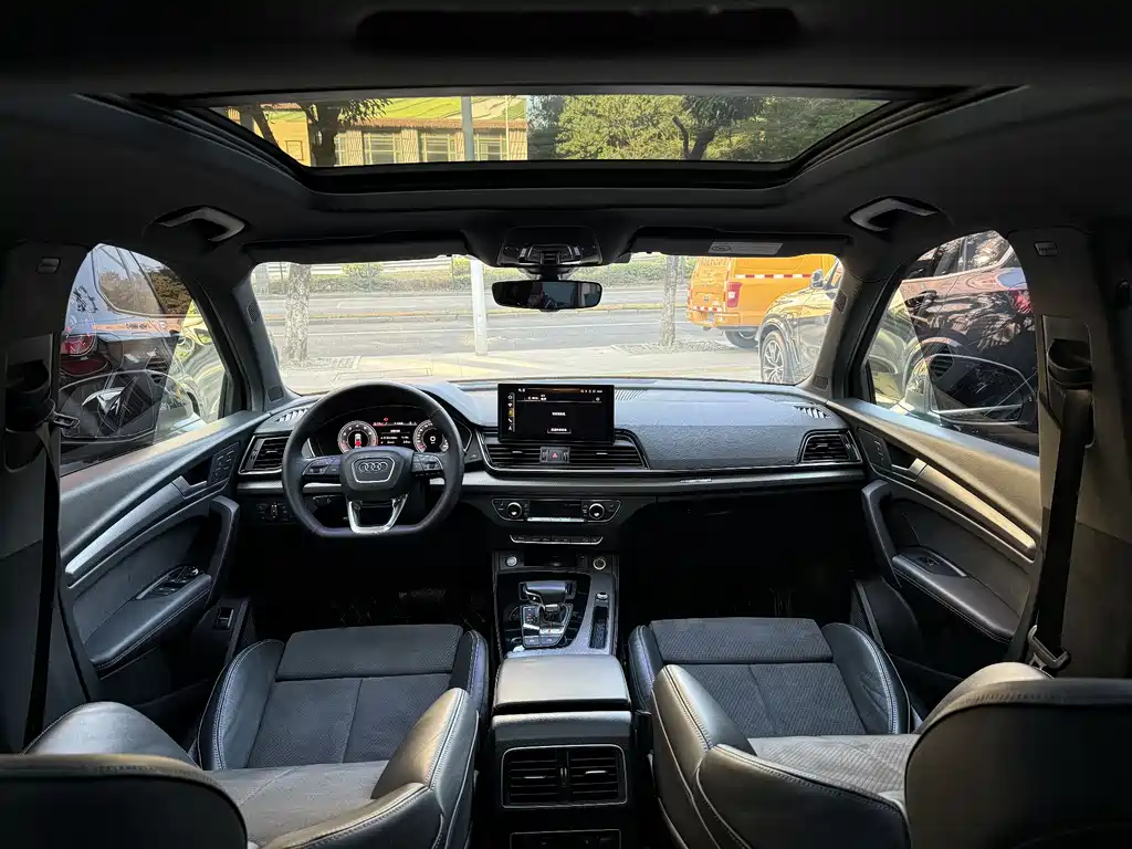 Audi Q5L Sportback 2022 facelift 45 TFSI luxury model купить на сайте DeffCars