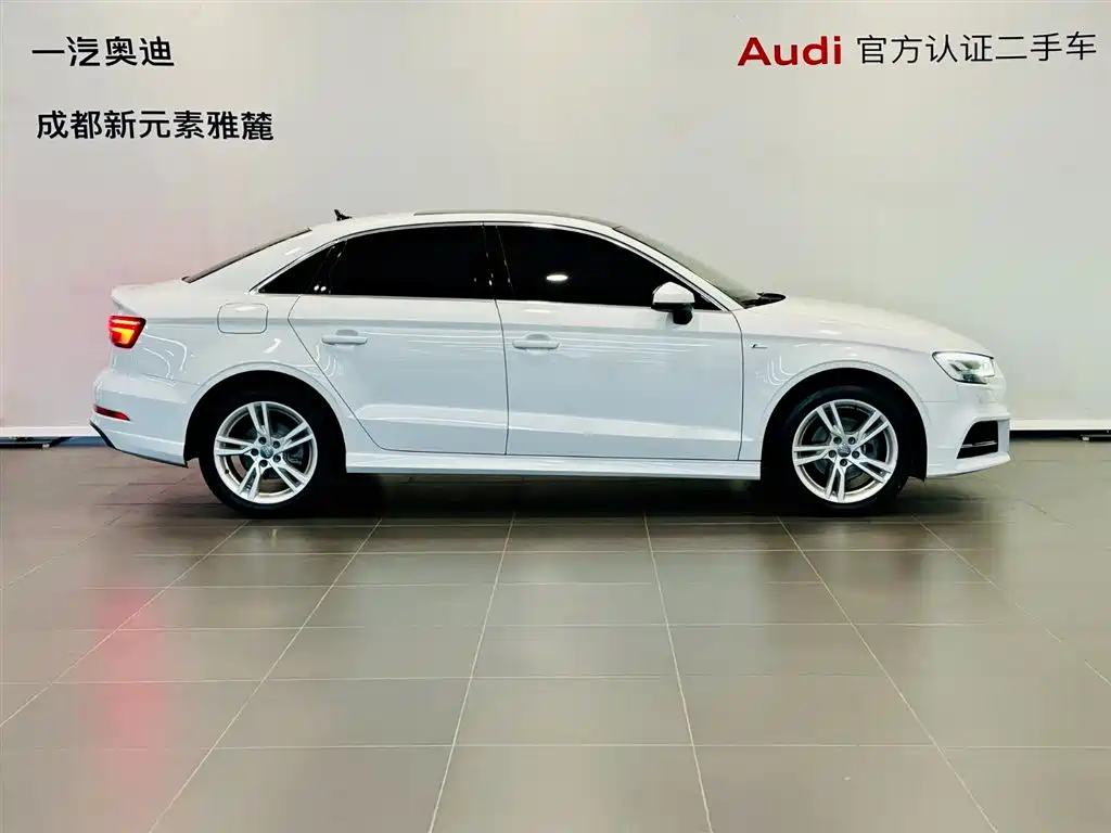 Audi A3 2020 Limousine 35 TFSI Fashion Type National VI купить на сайте DeffCars