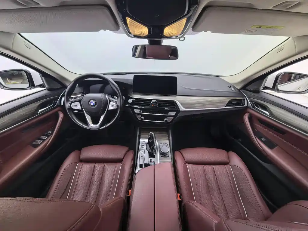 BMW 5 Series 2021 530Li Exclusive Luxury Package купить на сайте DeffCars