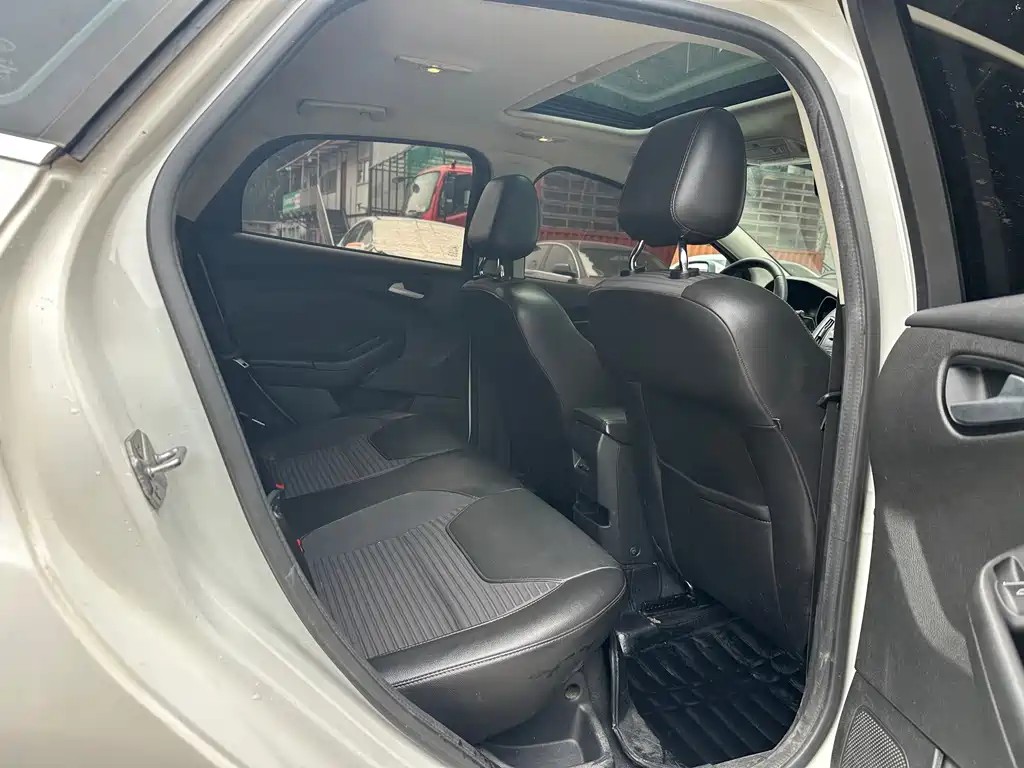 Focus 2018 Classic EcoBoost 180 Automatic Elite купить на сайте DeffCars
