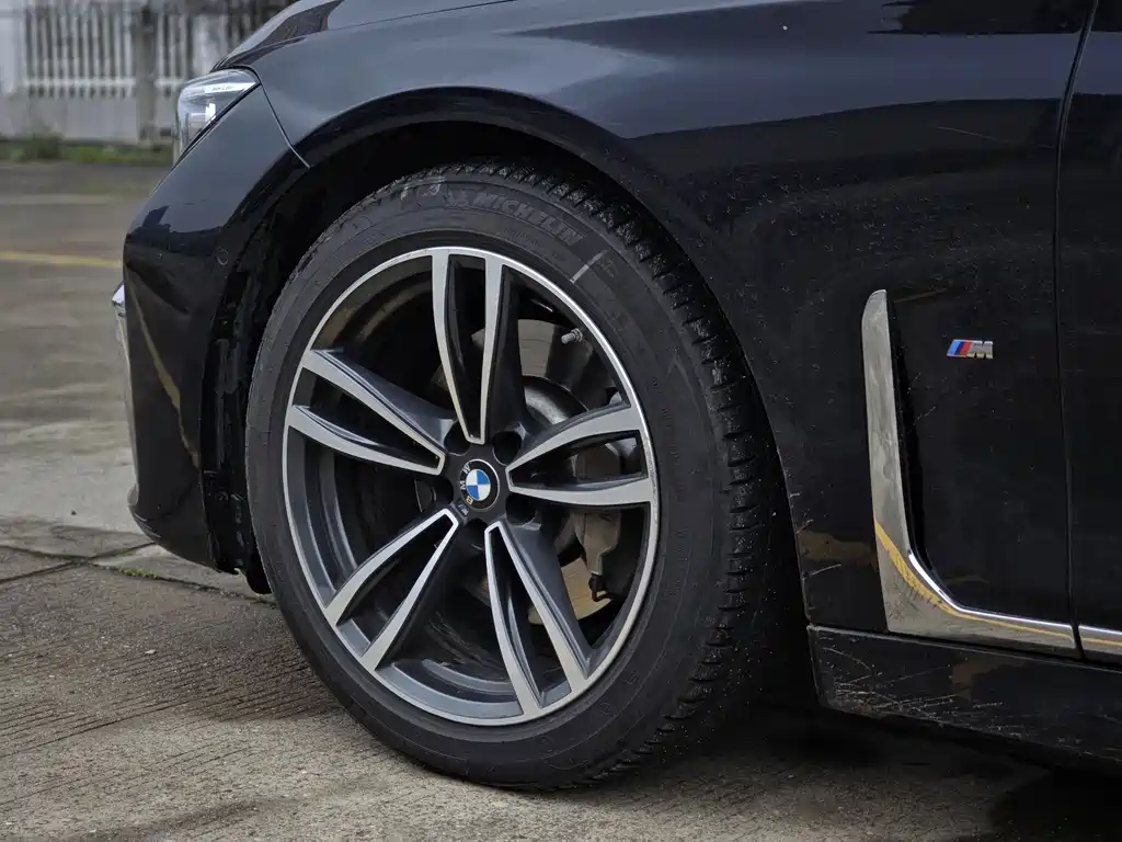 BMW 7 Series 2019 730Li M Sports Package купить на сайте DeffCars