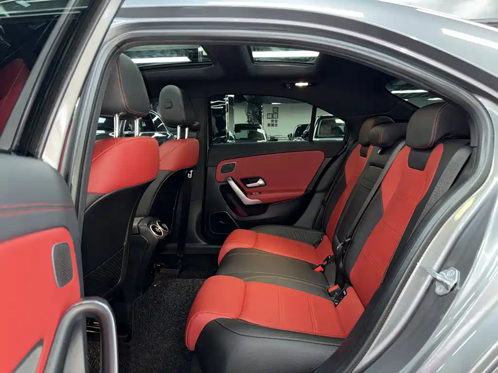 Mercedes-Benz A-Class AMG 2023 AMG A 35 L 4MATIC купить на сайте DeffCars
