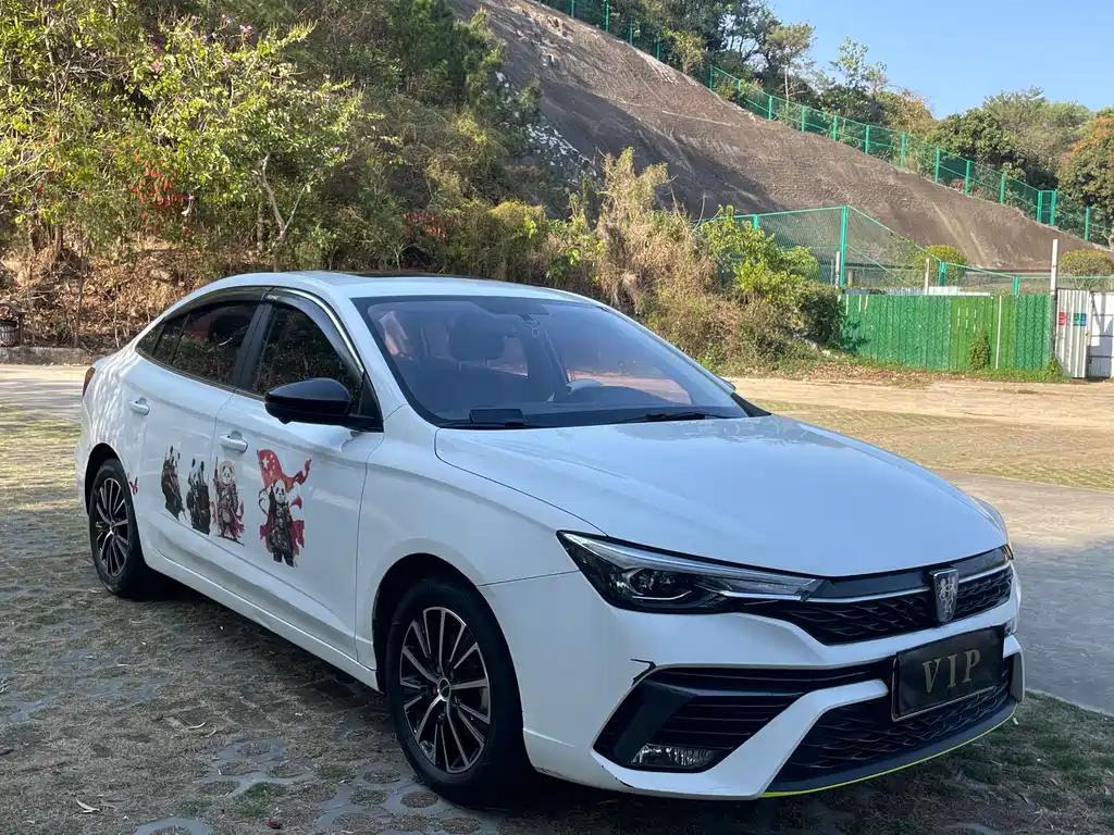 Roewe i5 2021 1.5L CVT Platinum Edition купить на сайте DeffCars