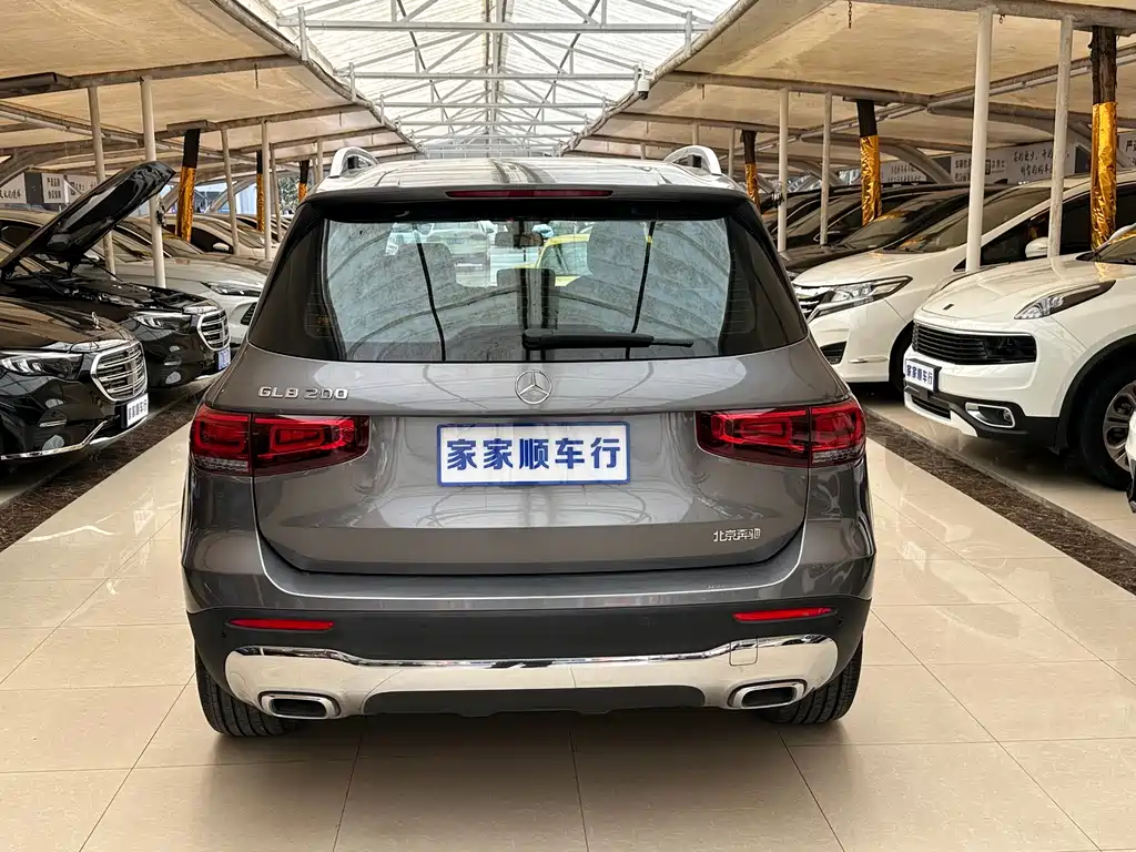 Mercedes-Benz GLB 2023 facelift GLB 200 dynamic купить на сайте DeffCars