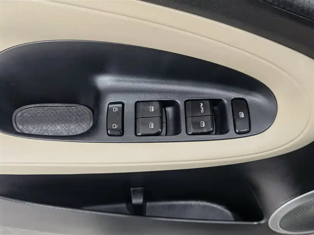 Wuling Bingo 2023 model 203km light model купить на сайте DeffCars