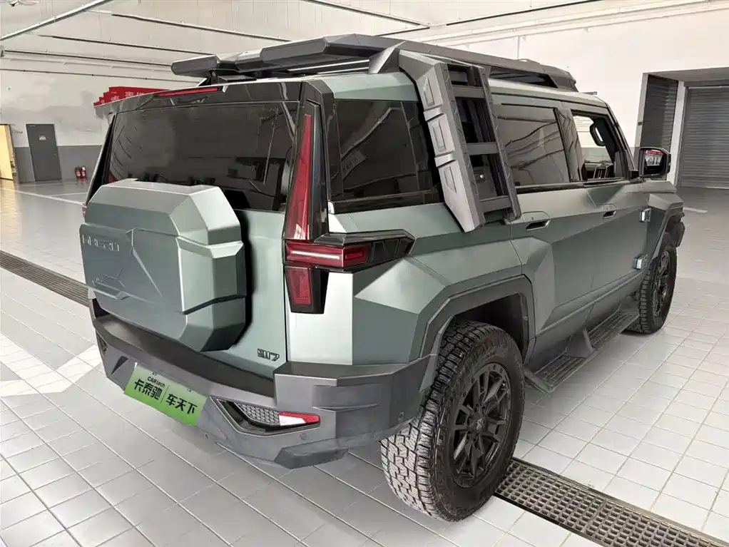 Warrior 917 2023 extended range basic version купить на сайте DeffCars