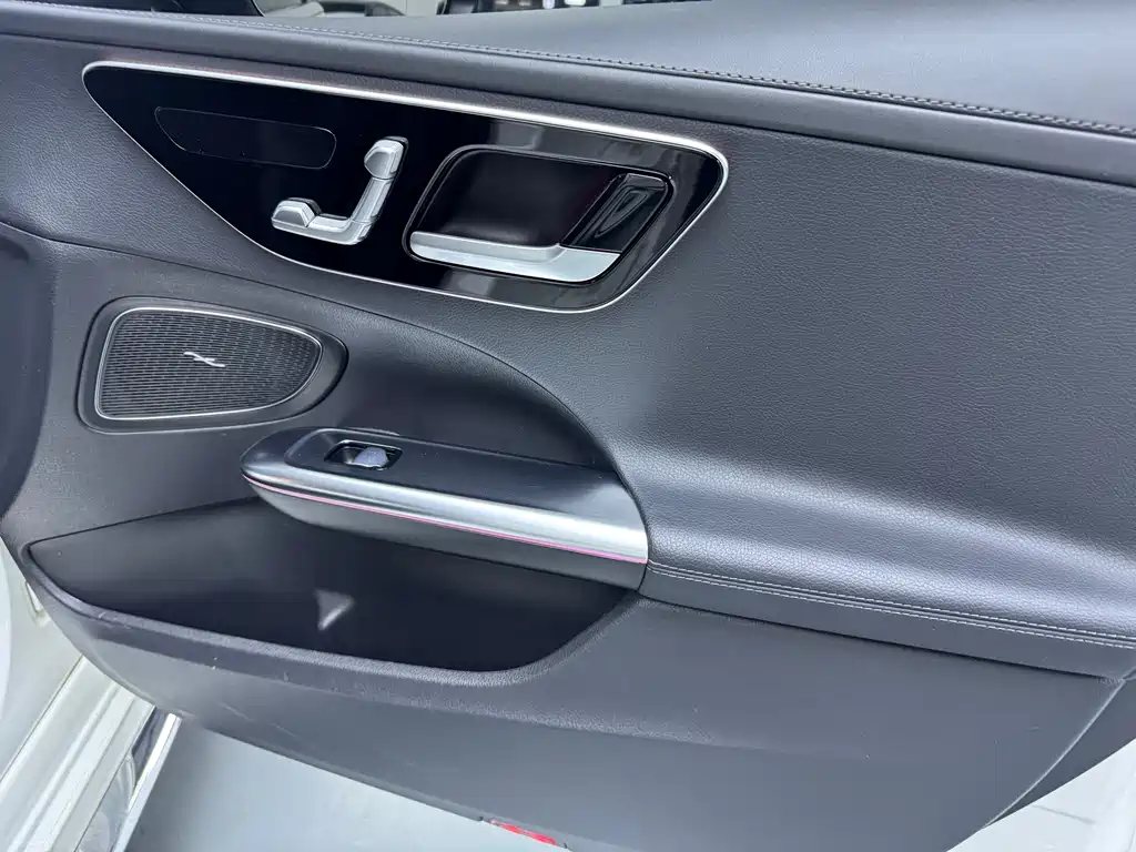 Mercedes-Benz C-Class 2024 C 260 L Sports Edition купить на сайте DeffCars
