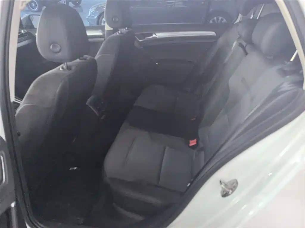 Golf 2020 Beloved Edition 280TSI DSG Comfort Type купить на сайте DeffCars