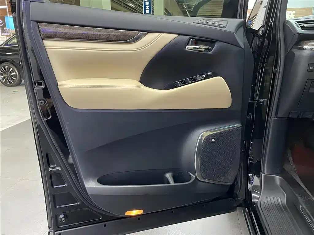 Alfa 2019 Shuangqing 2.5L Premium Edition купить на сайте DeffCars