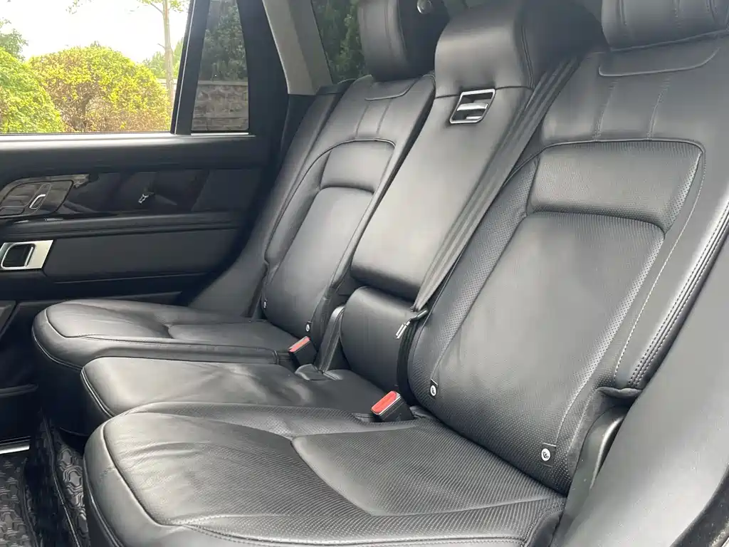 Range Rover 2020 3.0 L6 Legend Extended Edition купить на сайте DeffCars