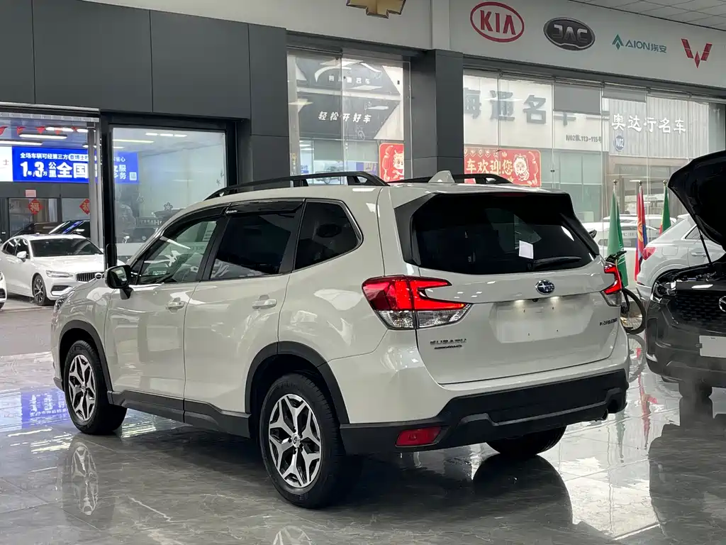Forester 2022 2.0i AWD Deluxe Edition EyeSight купить на сайте DeffCars