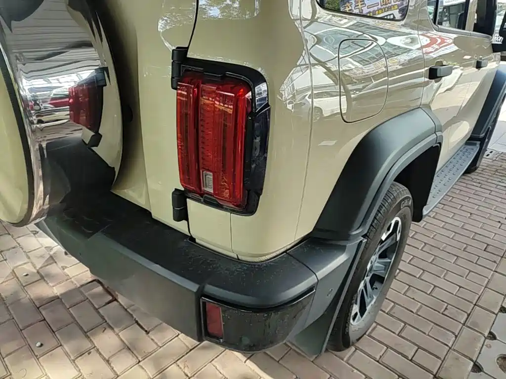 Tank 300 New Energy 2025 Hi4-T 37.1kWh купить на сайте DeffCars