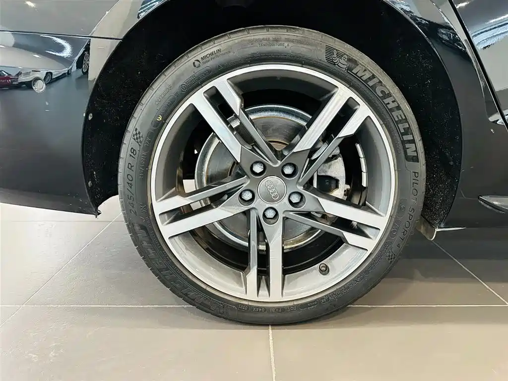 Audi A4L 2022 40 TFSI luxury and dynamic model купить на сайте DeffCars