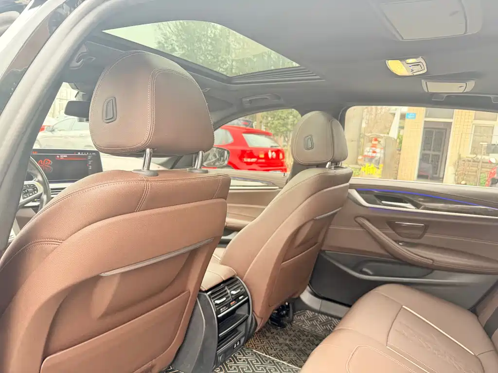 BMW 5 Series 2021 525Li M Sports Package купить на сайте DeffCars