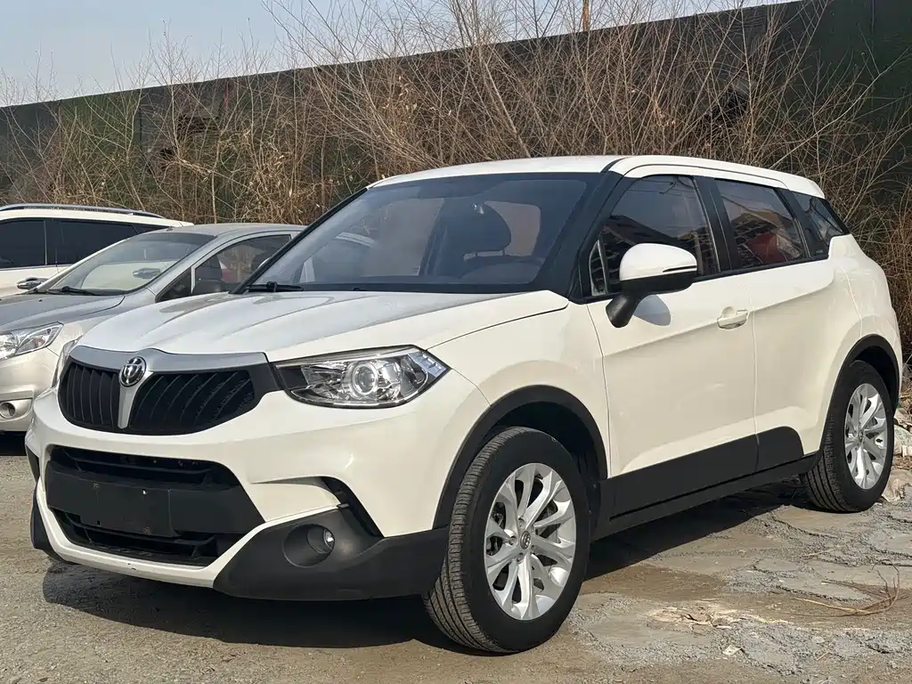 Zhonghua V3 2016 1.5L manual comfort type купить на сайте DeffCars