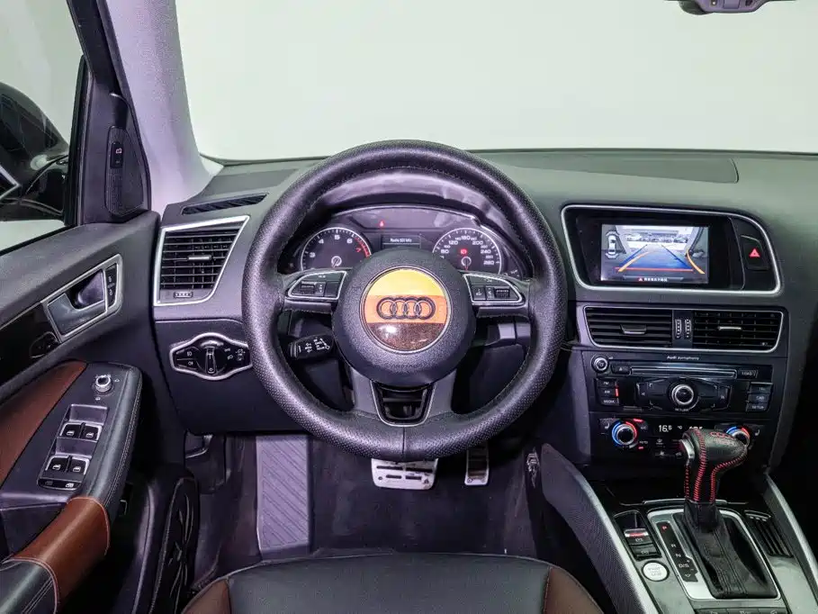 Audi Q5 2017 40 TFSI technology купить на сайте DeffCars
