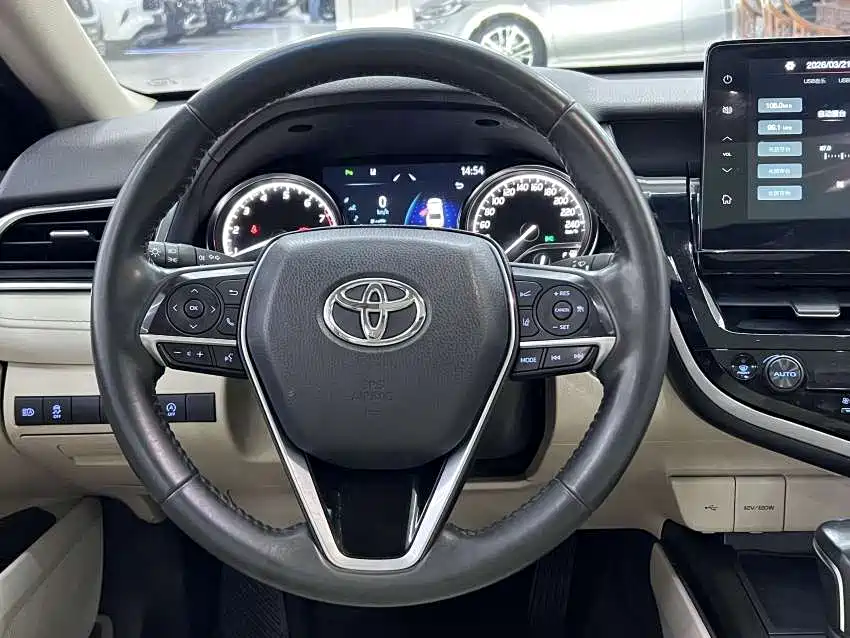 Camry 2021 2.0G Deluxe Edition купить на сайте DeffCars