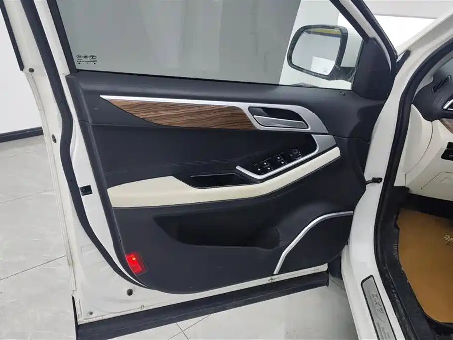 Southeast DX7 2020 Xingyue 1.5T DCT flagship version купить на сайте DeffCars
