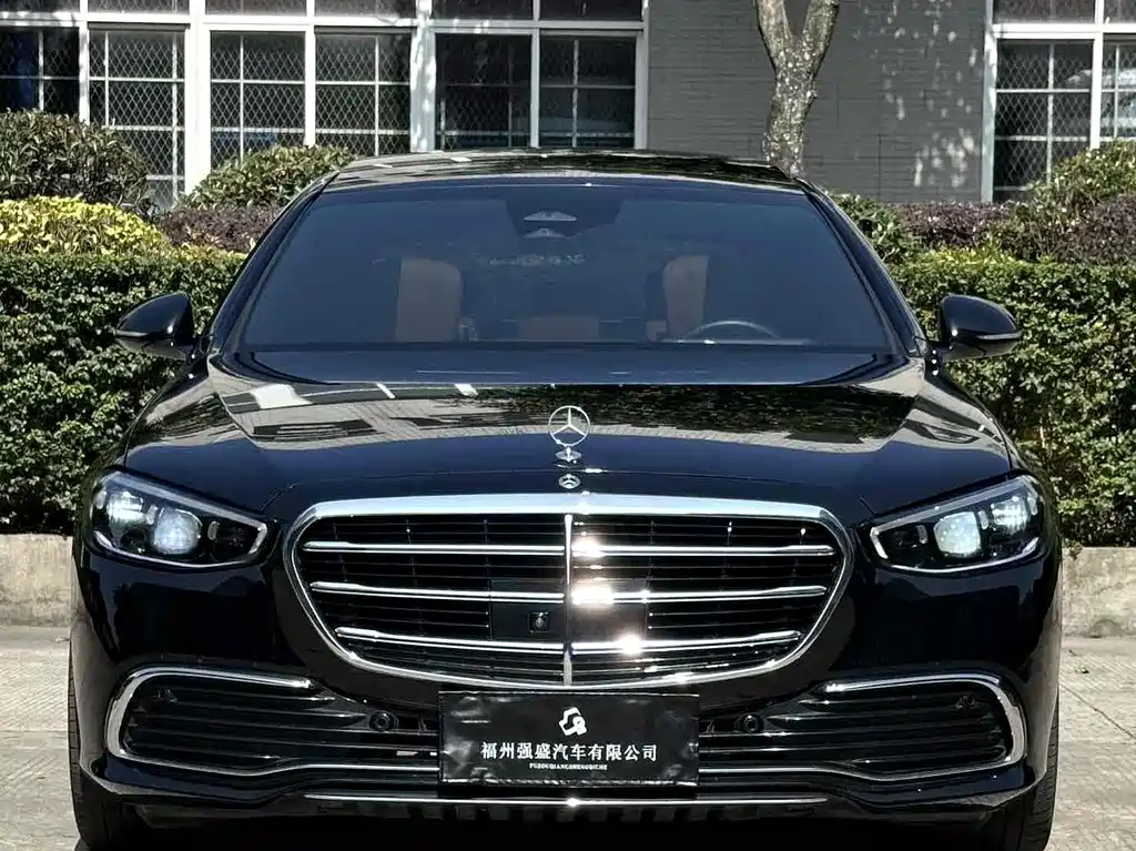 Mercedes-Benz S-Class 2023 S 400 L Luxury Model купить на сайте DeffCars