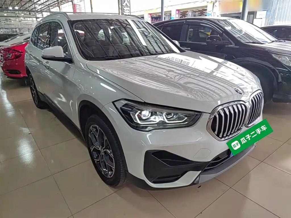 BMW X1 2022 sDrive25Li Leading Model купить на сайте DeffCars