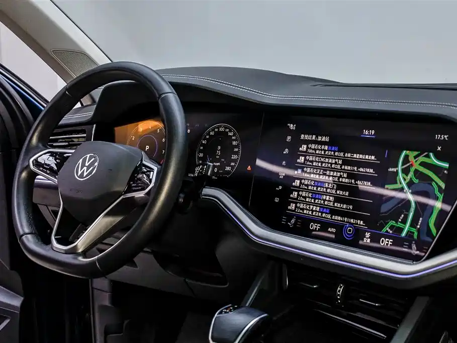 Touareg 2023 3.0TSI Ruixiang Edition Obsidian Sports Package купить на сайте DeffCars