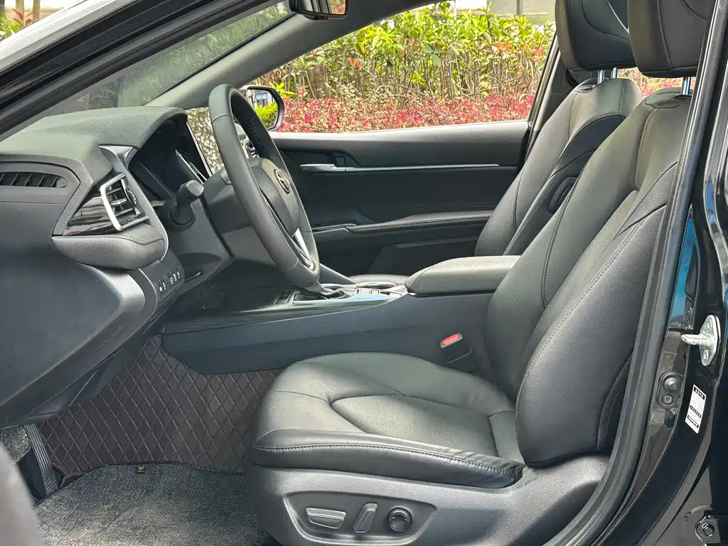 Camry 2021 2.5G Deluxe Edition купить на сайте DeffCars