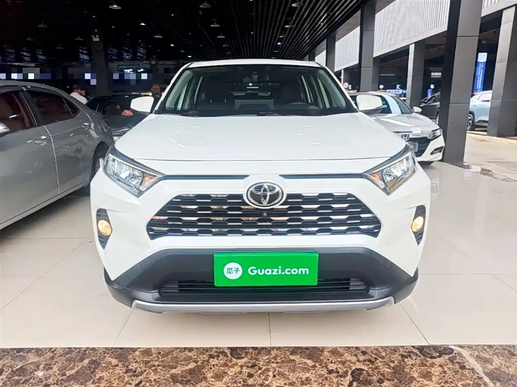 RAV4 Rongfang 2020 2.0L CVT two-wheel drive fashion PLUS version купить на сайте DeffCars