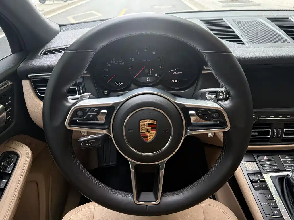 Macan 2018 Macan 2.0T купить на сайте DeffCars